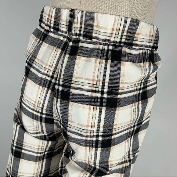 NWT Forever 21 Black and White Cargo Pants M - Picture 4 of 12